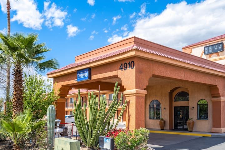 Travelodge by Wyndham Tucson AZ