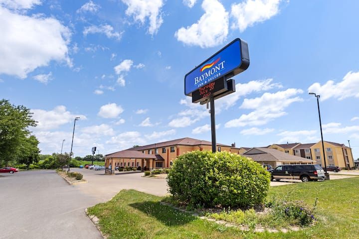 Baymont Waterloo