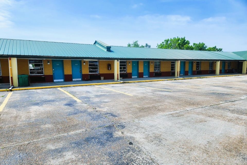 Travel Inn by OYO, Hwy 80 - Jackson