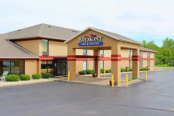 Baymont Springfield