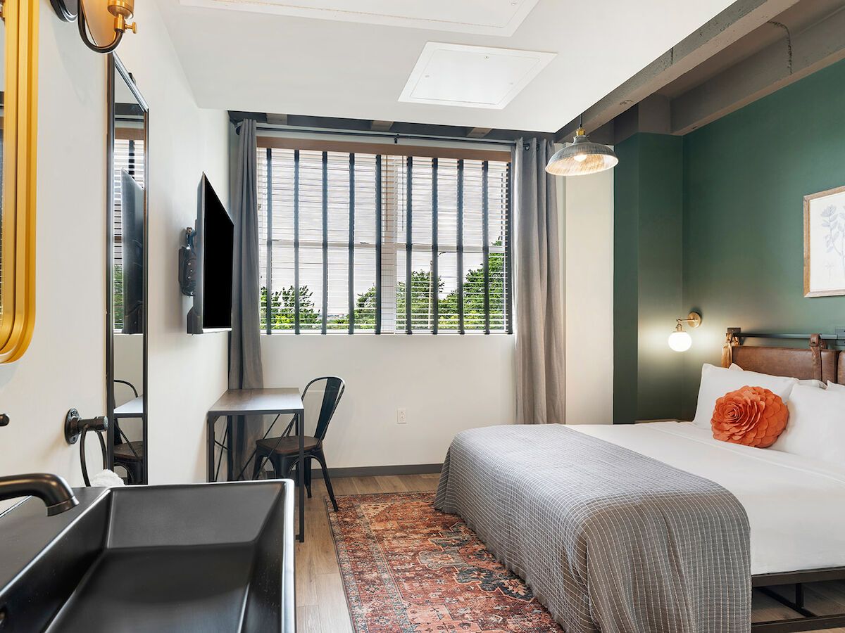 Hotel Nell – Union Market
