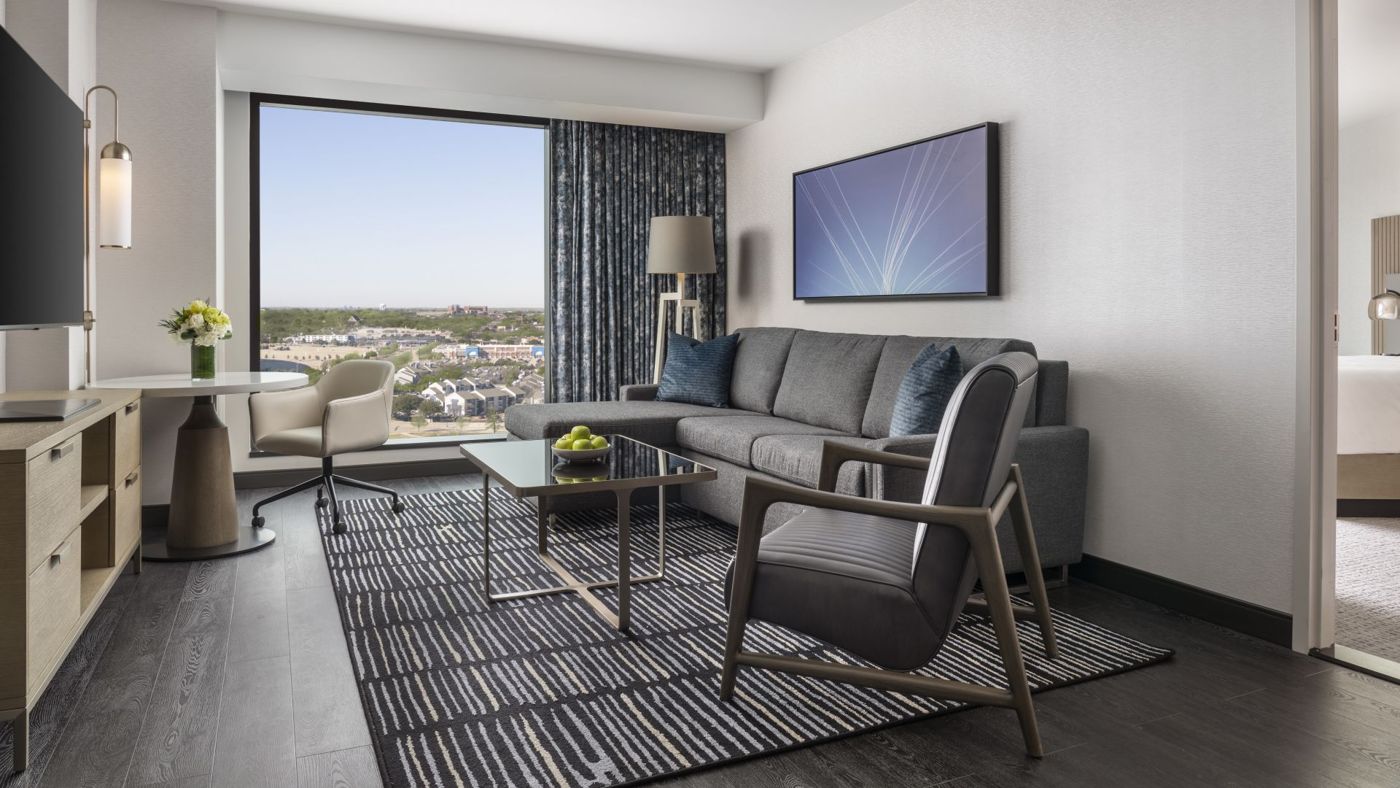Loews Arlington Hotel and Convention Center