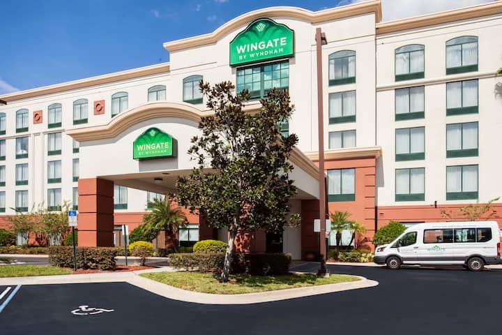 Wingate by Wyndham at Orlando International Airport