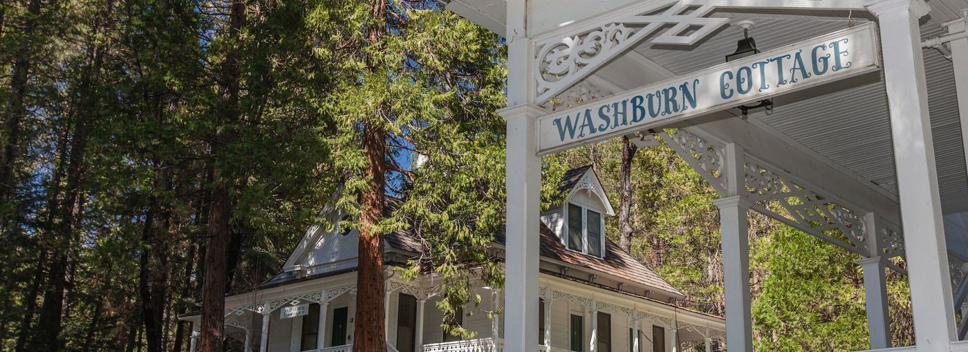 Wawona Hotel