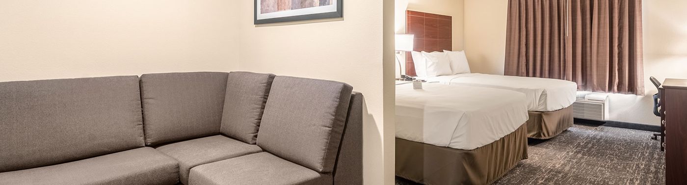Cobblestone Hotel & Suites - Newport