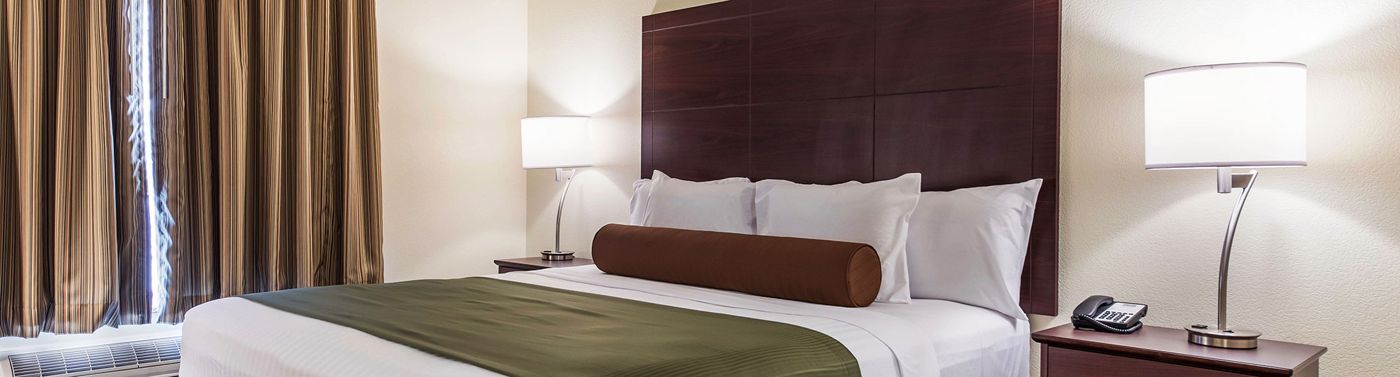Cobblestone Hotel
