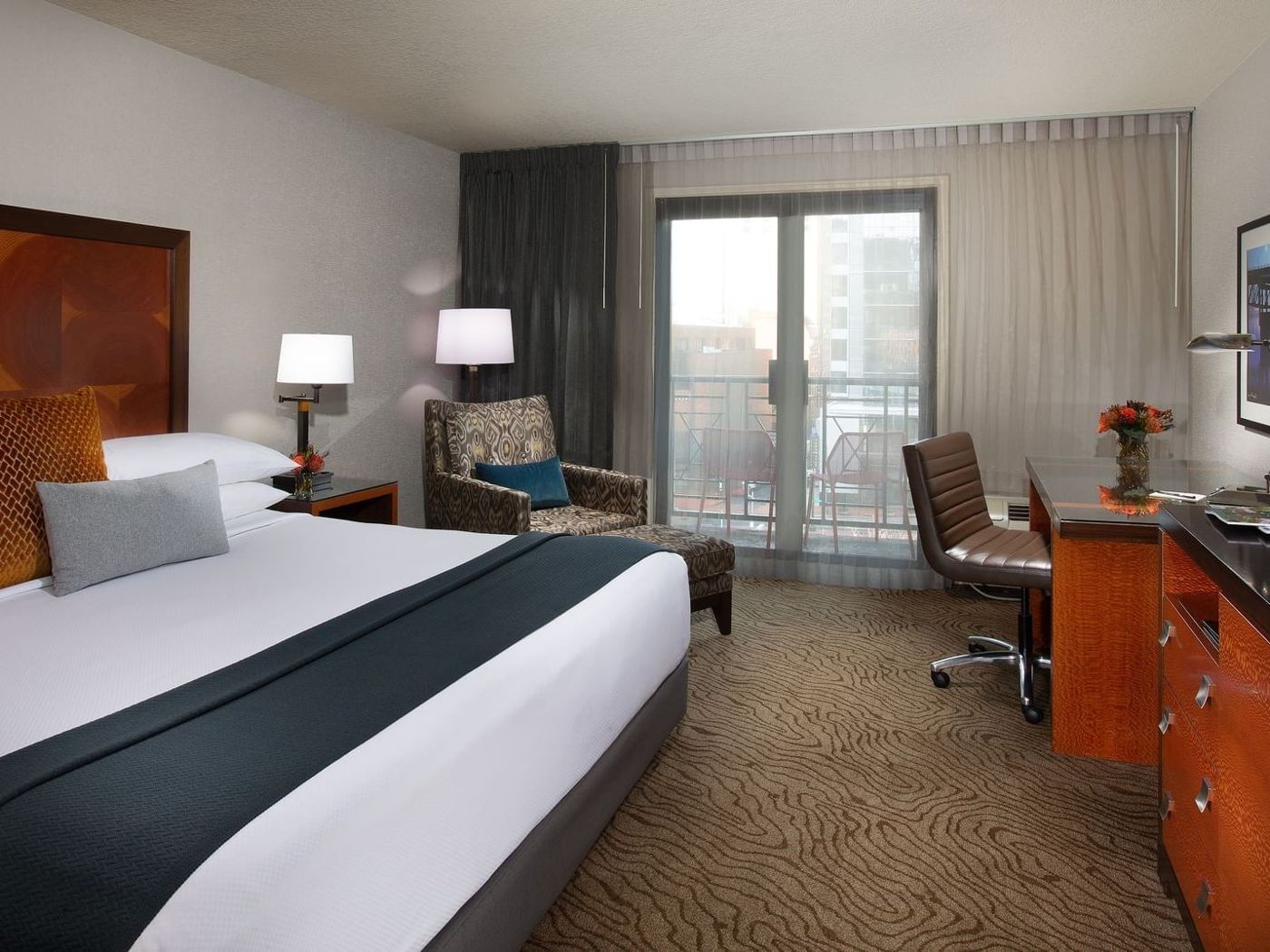 Paramount Hotel