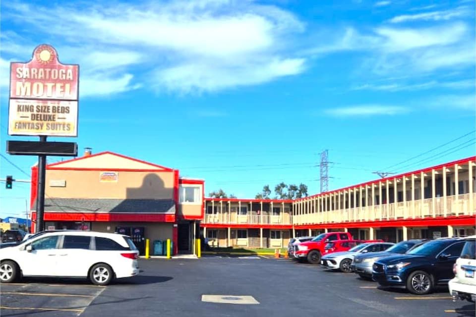 Saratoga Motel