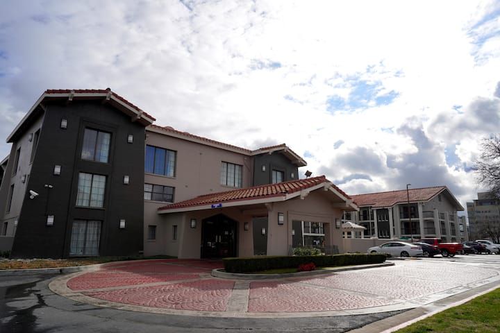 La Quinta Fresno Yosemite