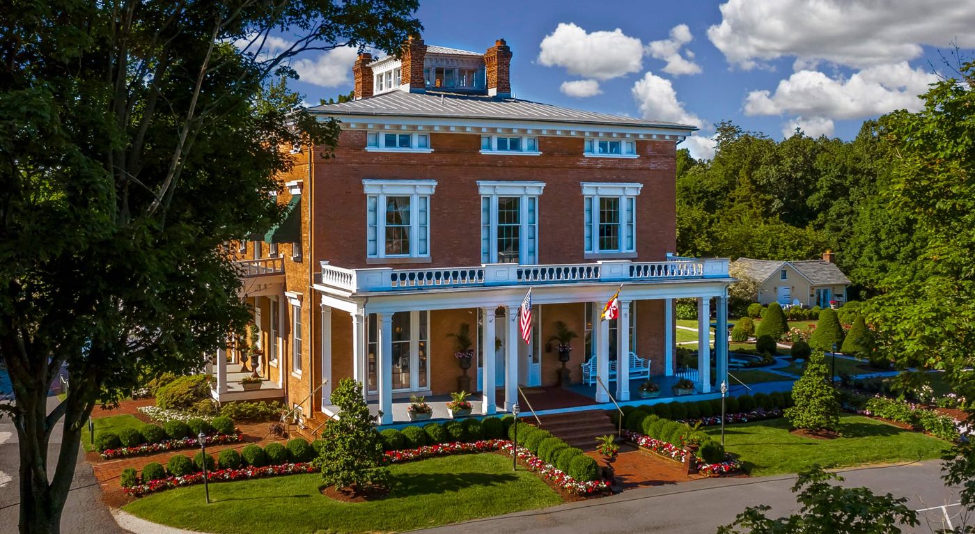Antrim 1844 Country House Hotel