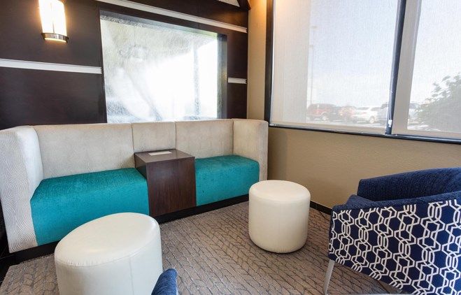 Drury Inn & Suites