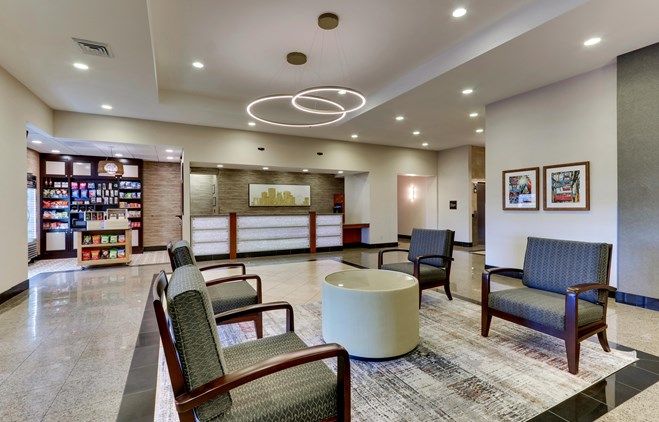 Drury Inn & Suites