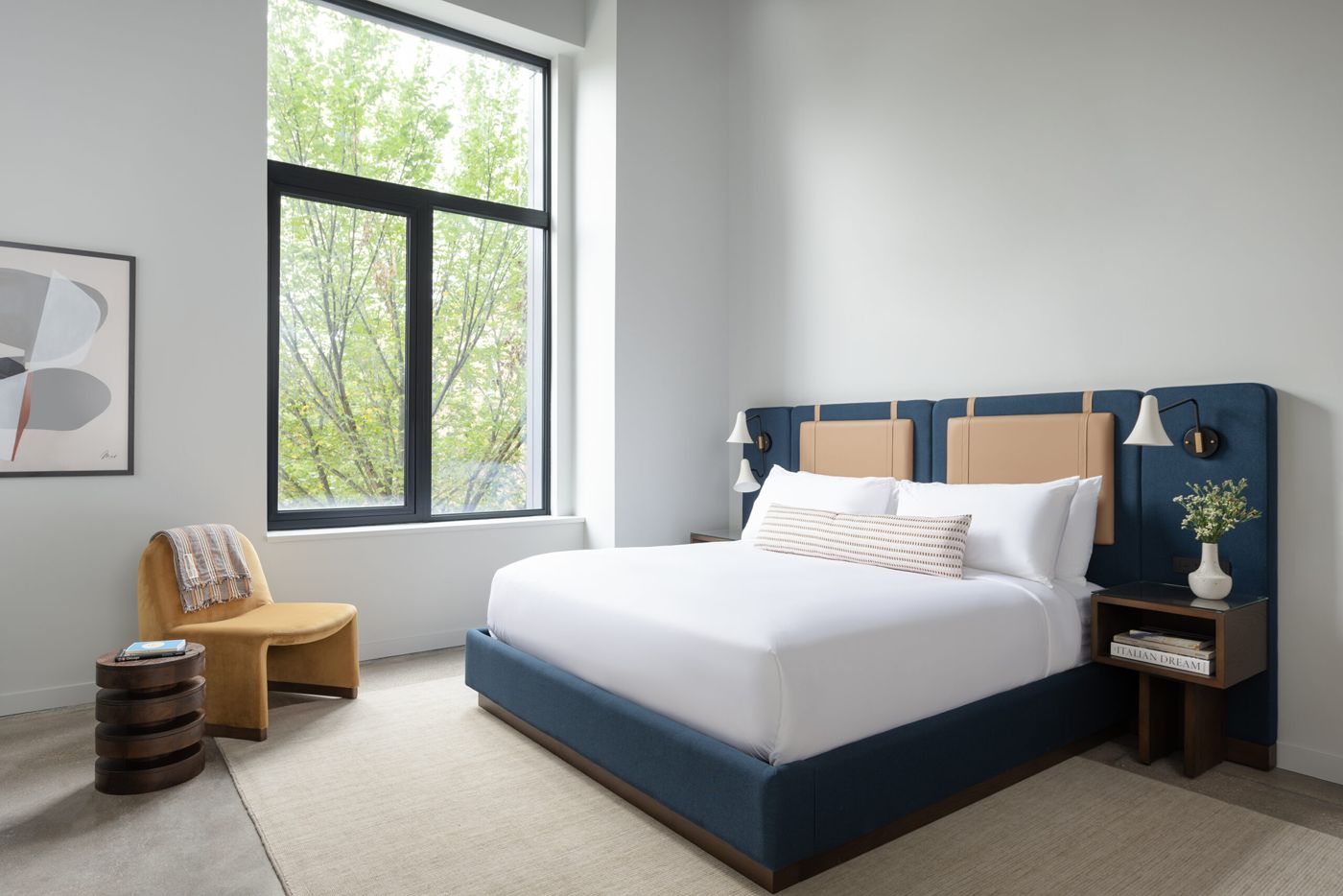 The Neighborhood Hotel - Little Italy