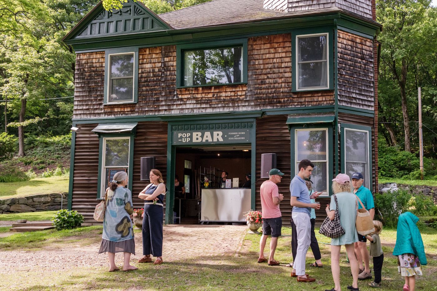 Apple Tree Inn