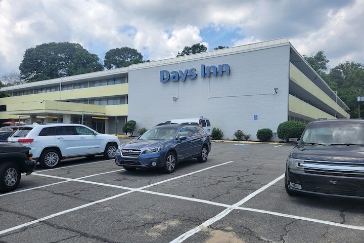 Days Inn Alexandria South