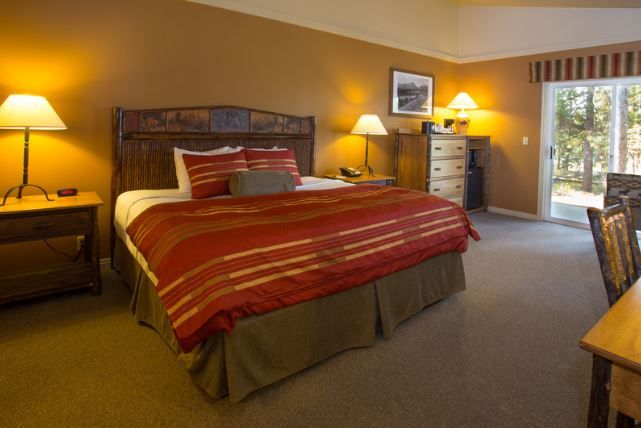 Headwaters Lodge-at Flagg- Ranch