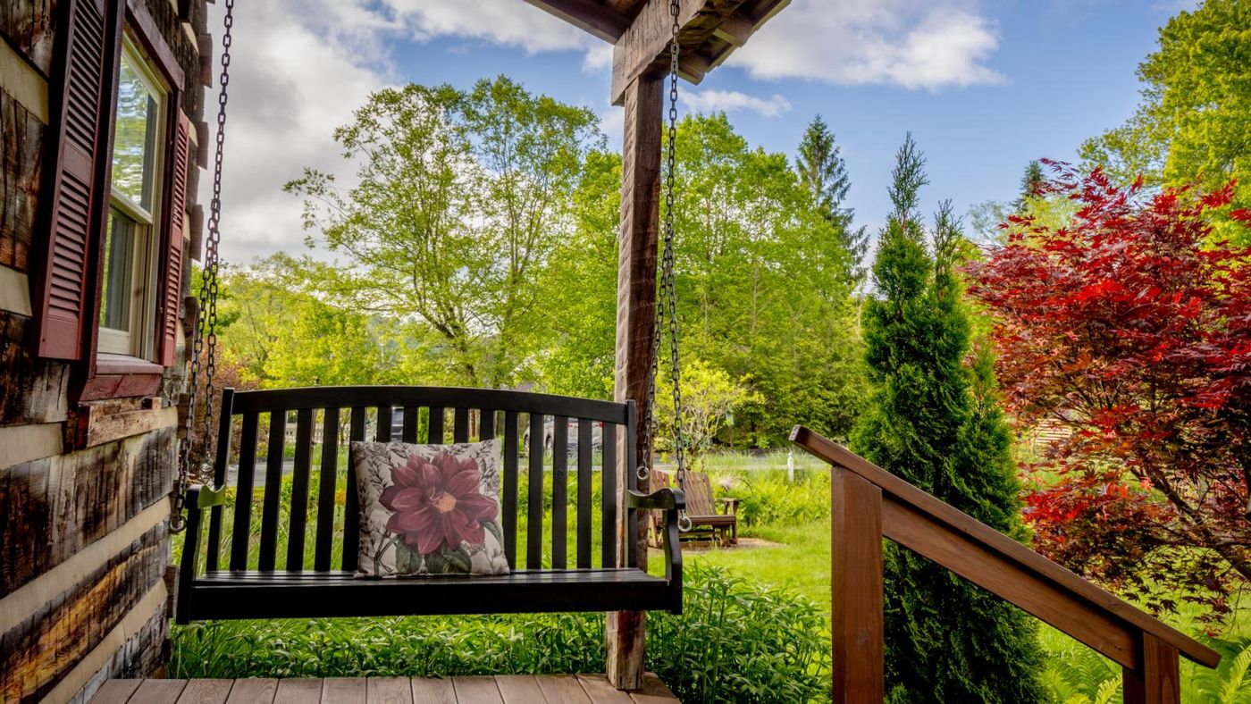 Azalea Garden Inn