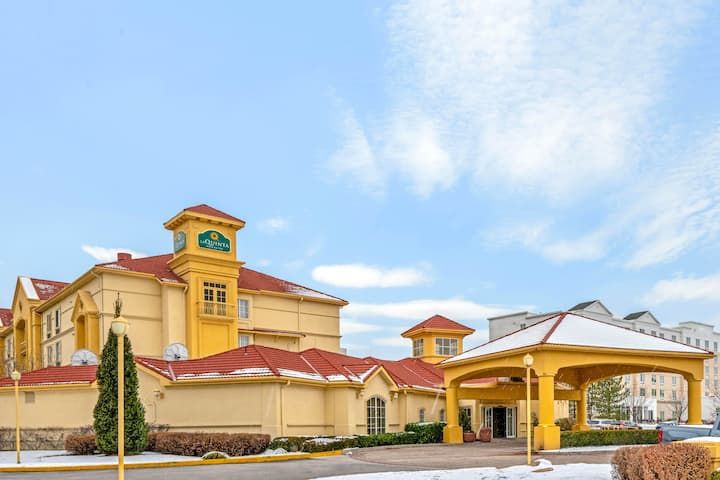 La Quinta Inn & Suites Salt Lake City Airport
