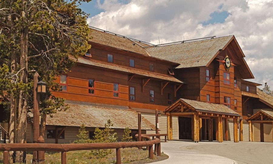 Snow Lodge