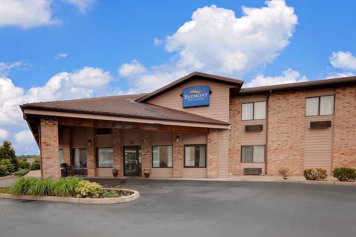Baymont Inn & Suites