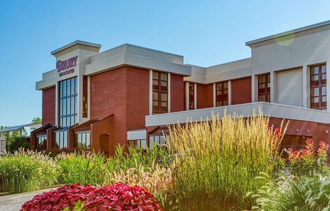 Drury Inn & Suites Collinsville