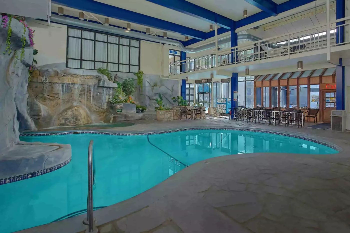 Sidney James Mountain Lodge Creekside