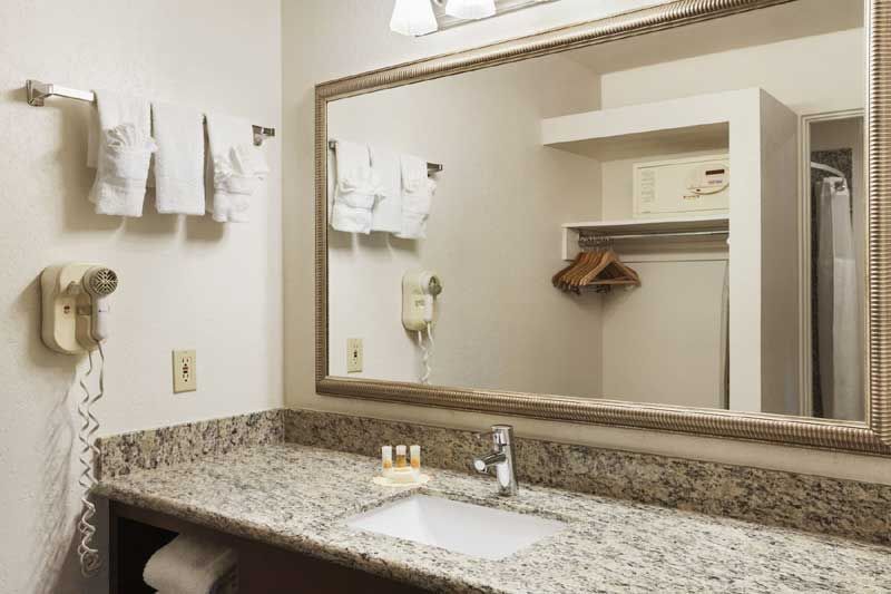 Days Inn Harbor Oceanside