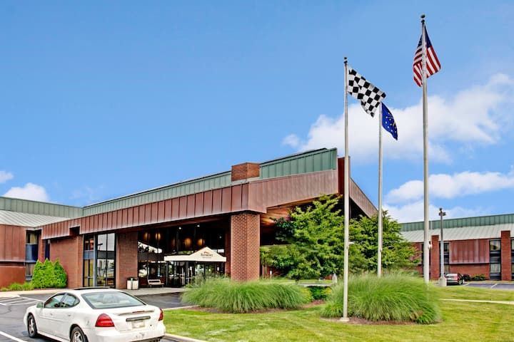 Baymont Indianapolis West