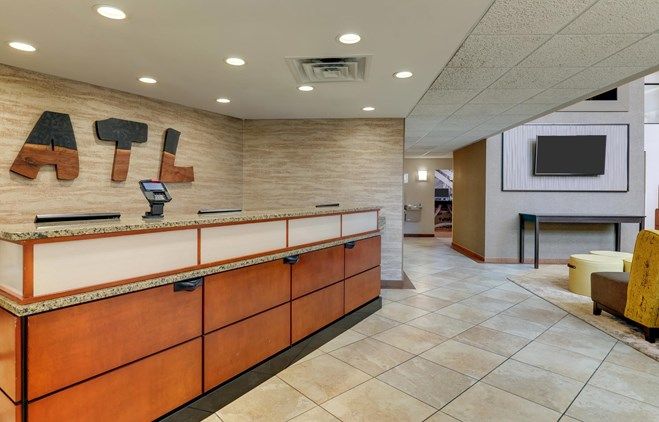 Drury Inn & Suites