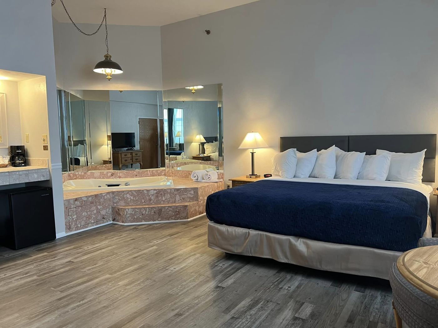 Riveredge Resort