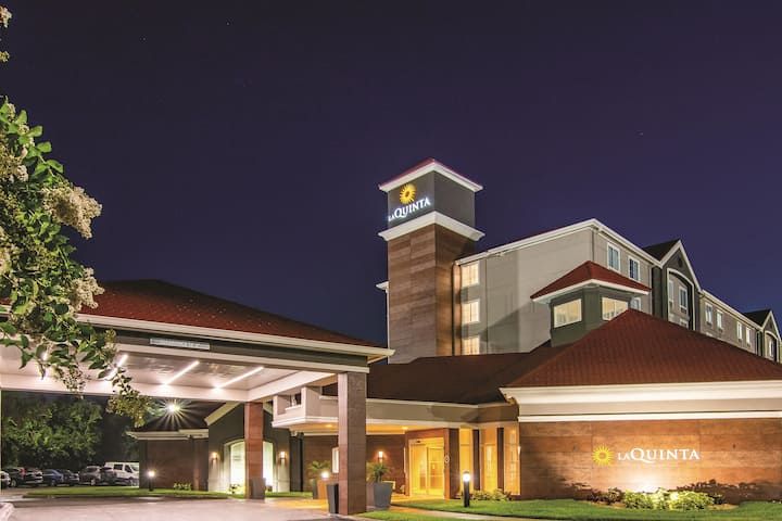 La Quinta Inn & Suites Orlando UCF