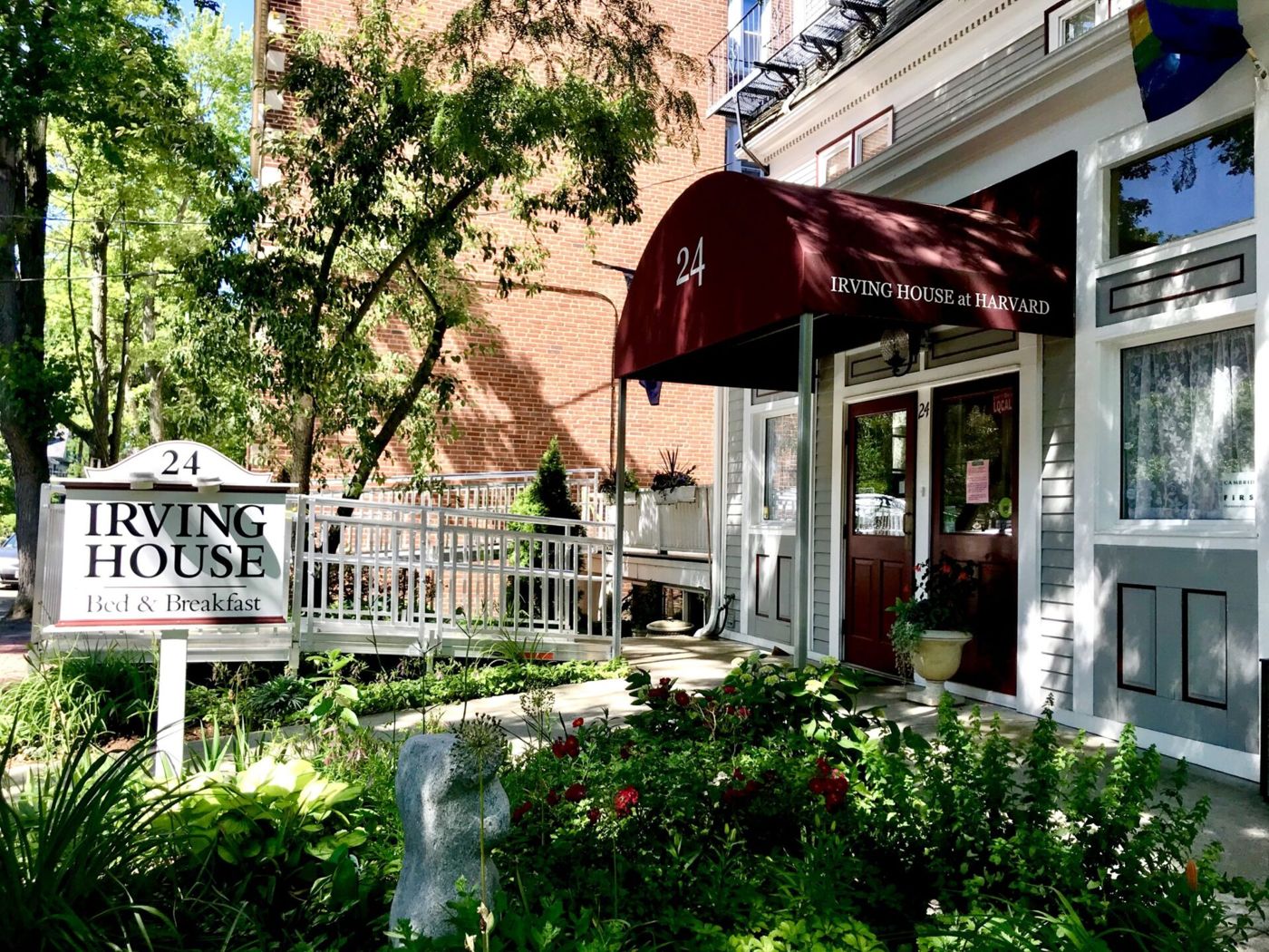 Irving House