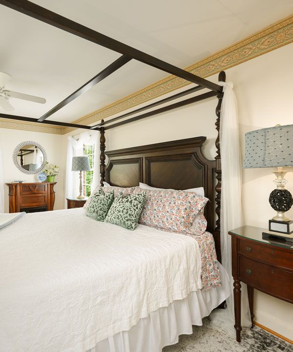 Colonial Gardens B&B