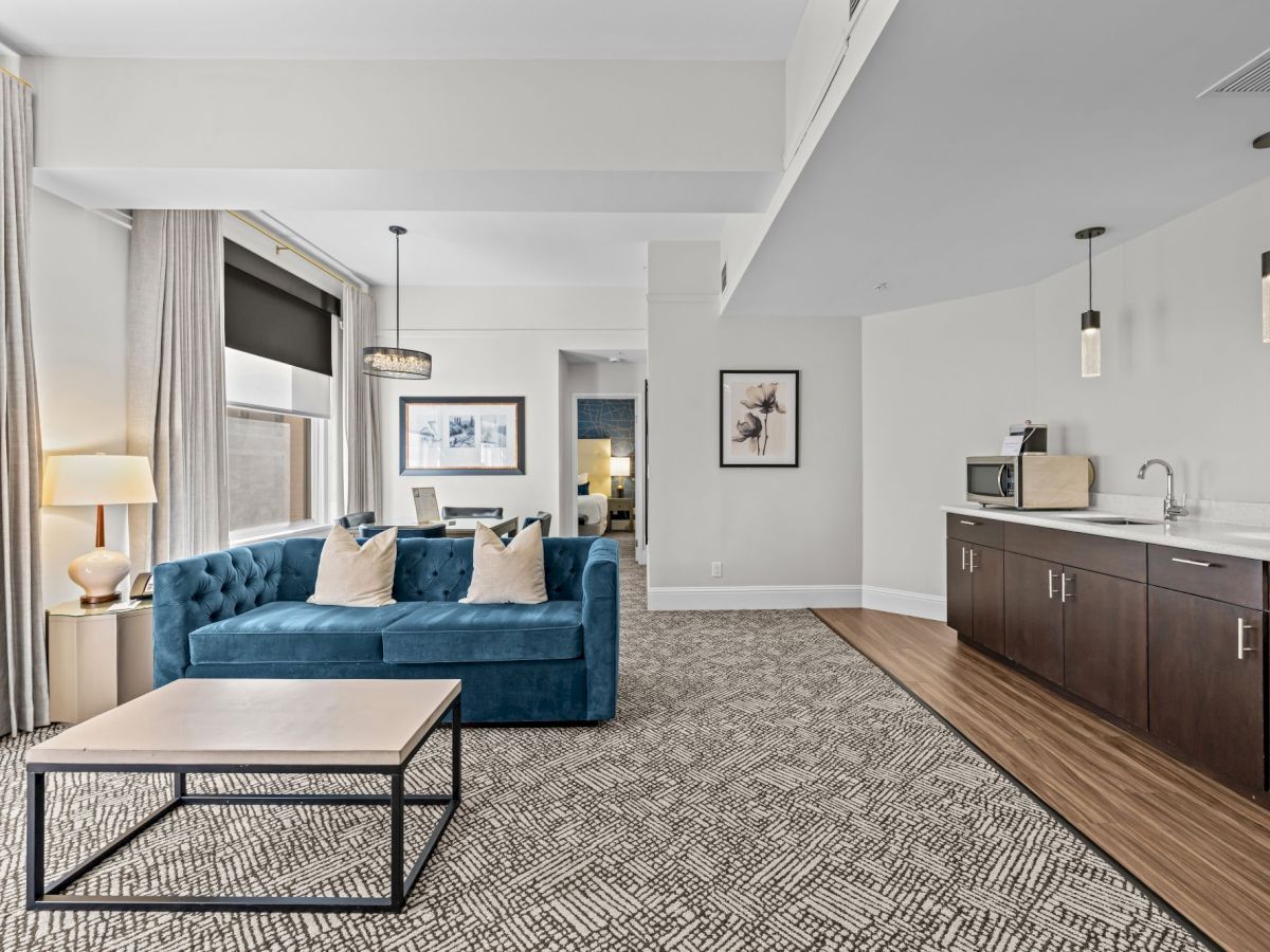Magnolia Hotel Denver, a Tribute Portfolio Hotel