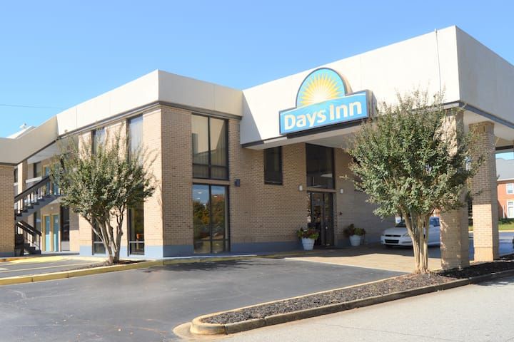 Days Inn