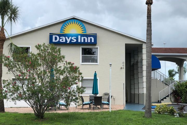 Days Inn Bradenton I-75