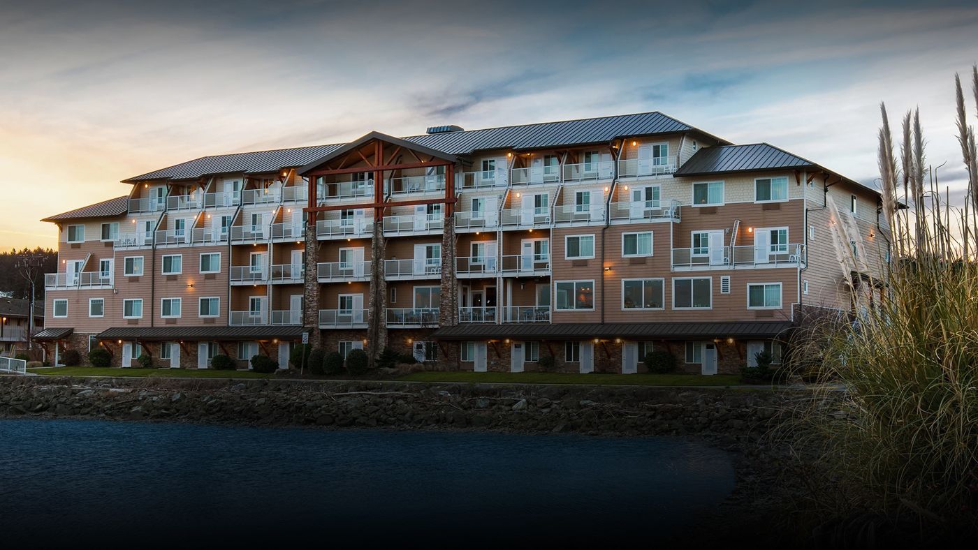 Oxford Suites Silverdale