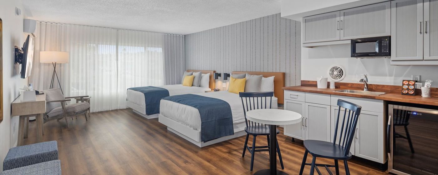 Sea Harbor Hotel