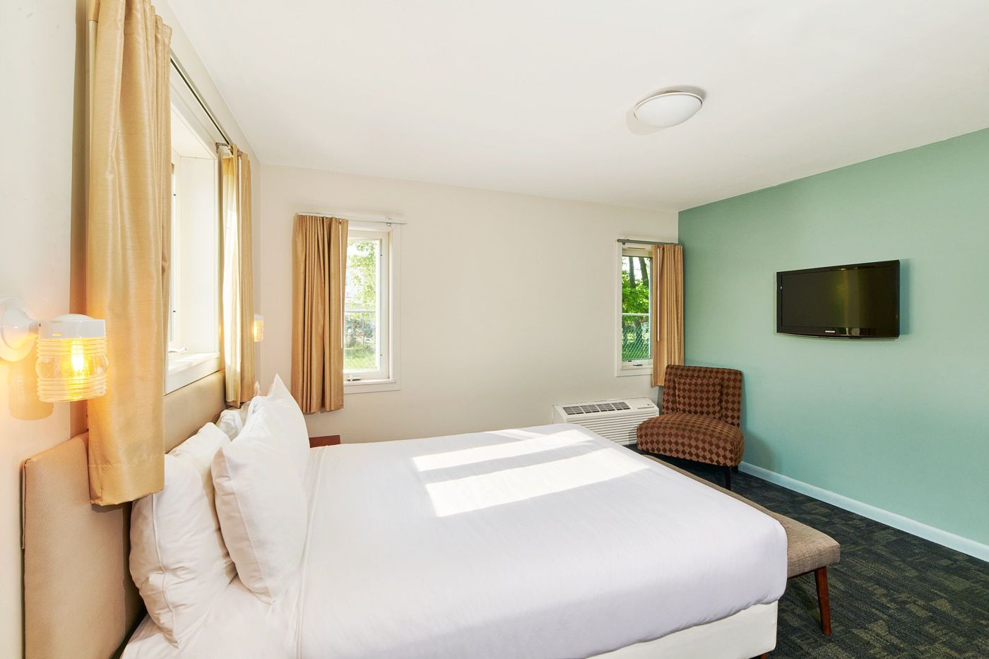 The Greenporter Hotel