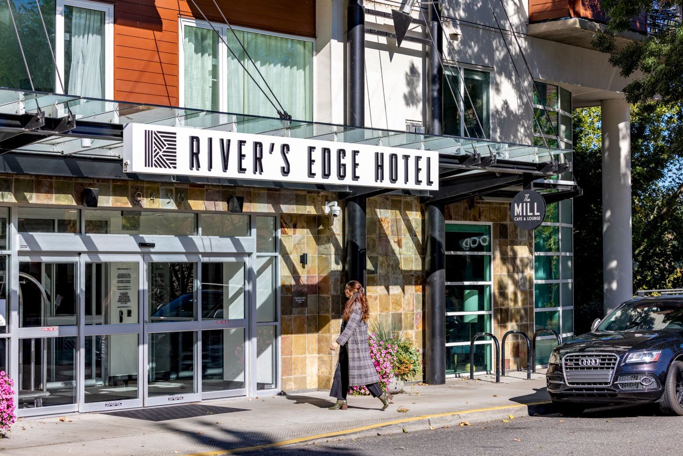 River's Edge Hotel