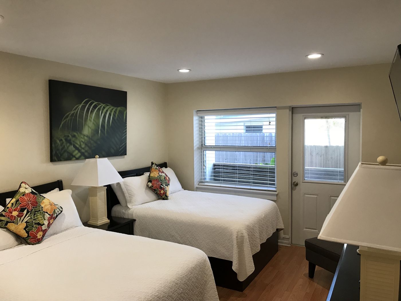 Harborside Hotel & Marina