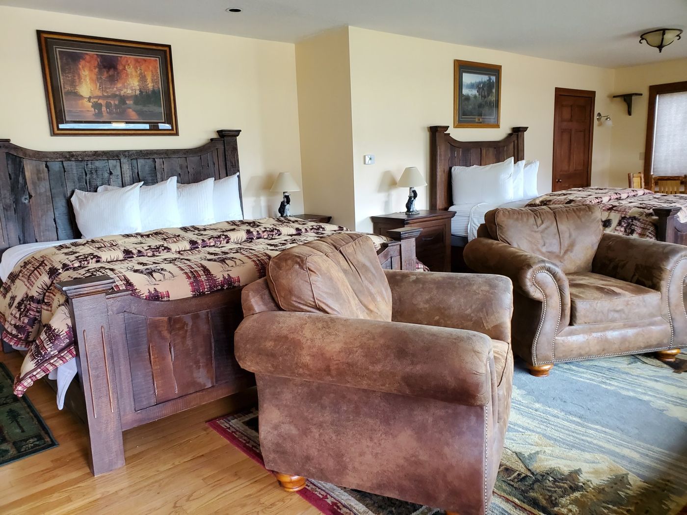 Yellowstone Basin Inn
