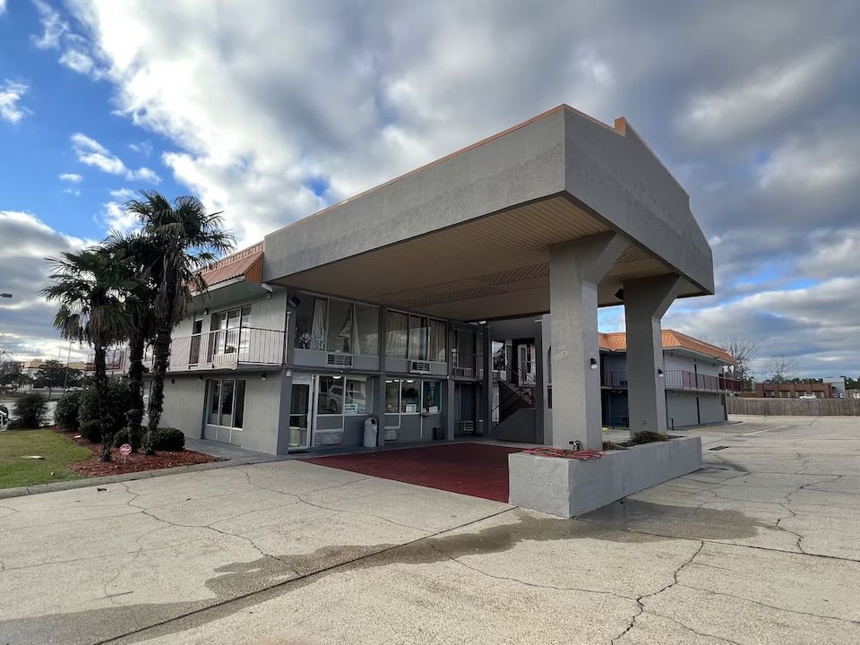Western Motel