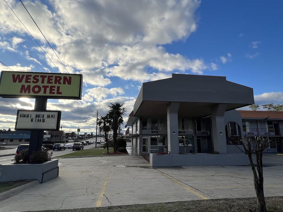 Western Motel