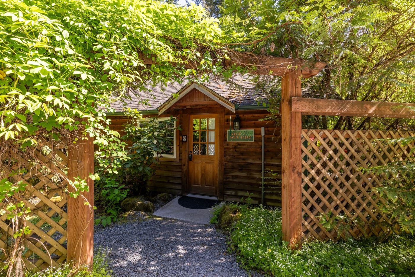 Copper Creek Inn