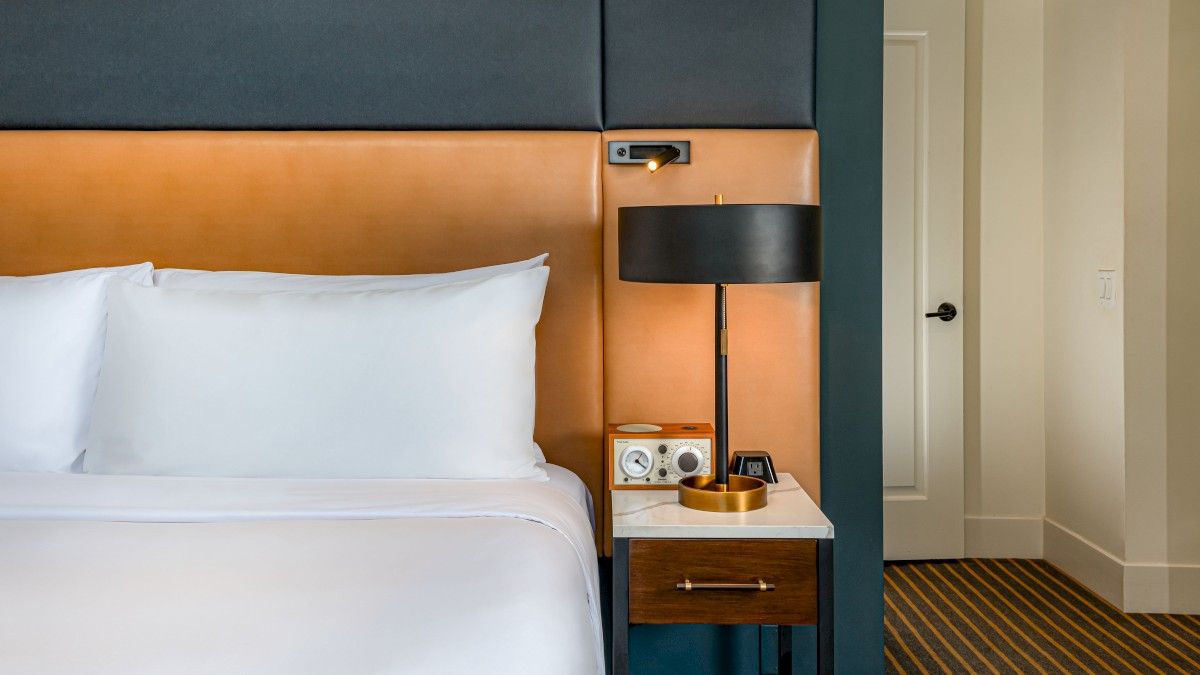 Hotel Theodore