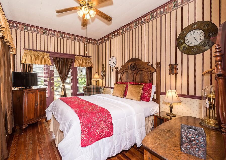 The Old Powder House Inn Bed & Breakfast