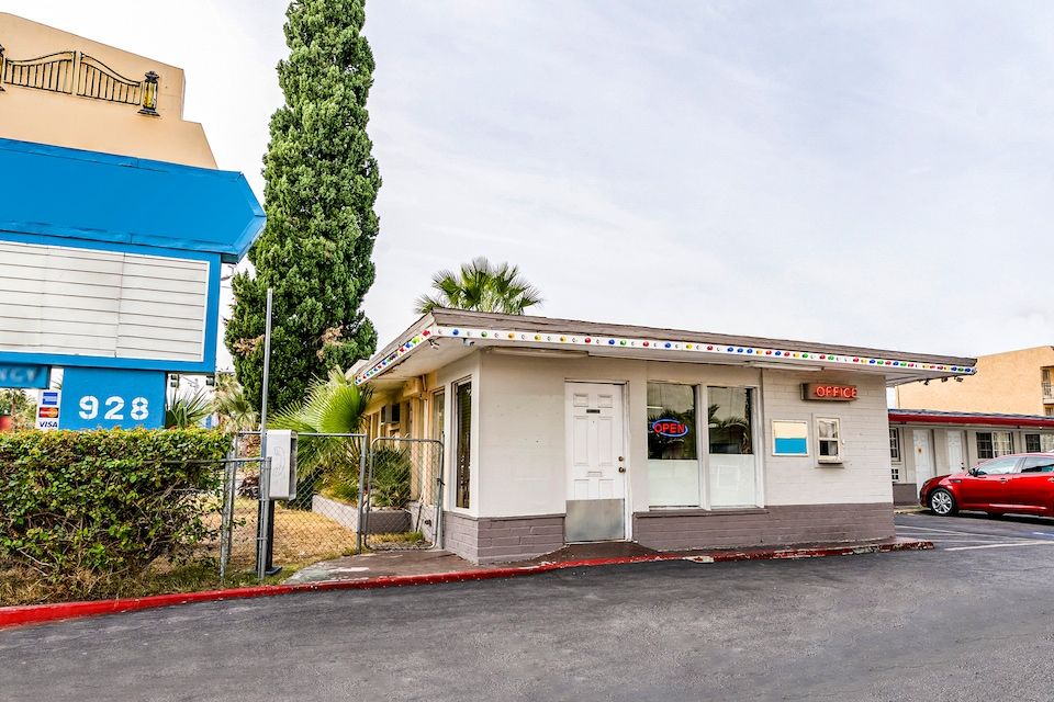 Gateway Motel