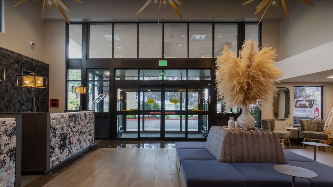 Oxford Suites