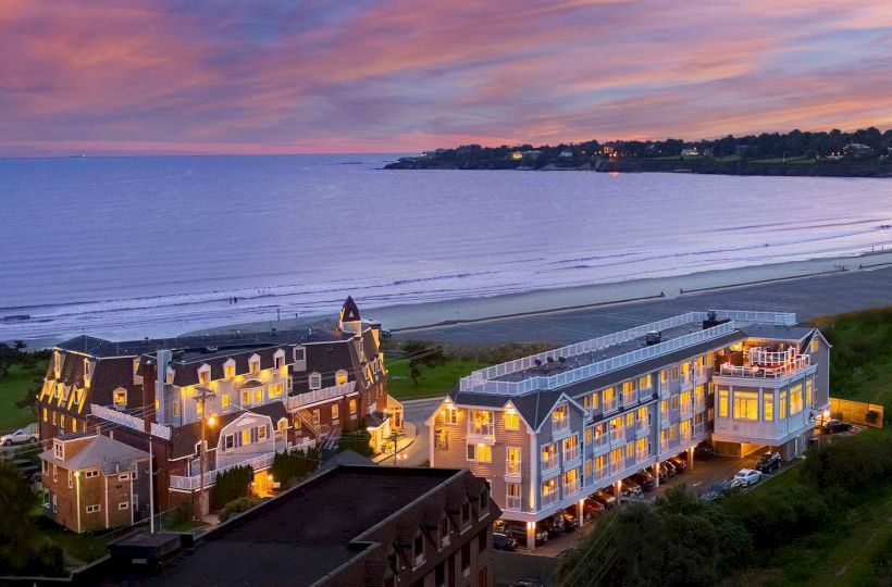 Newport Beach Hotel and Suites